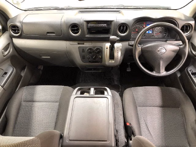 NISSAN NV350 CARAVAN