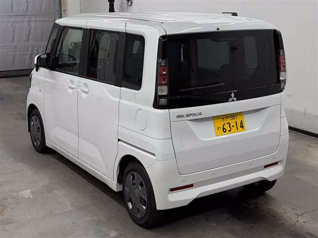 MITSUBISHI EK SPACE