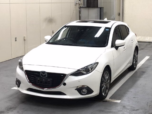 MAZDA AXELA