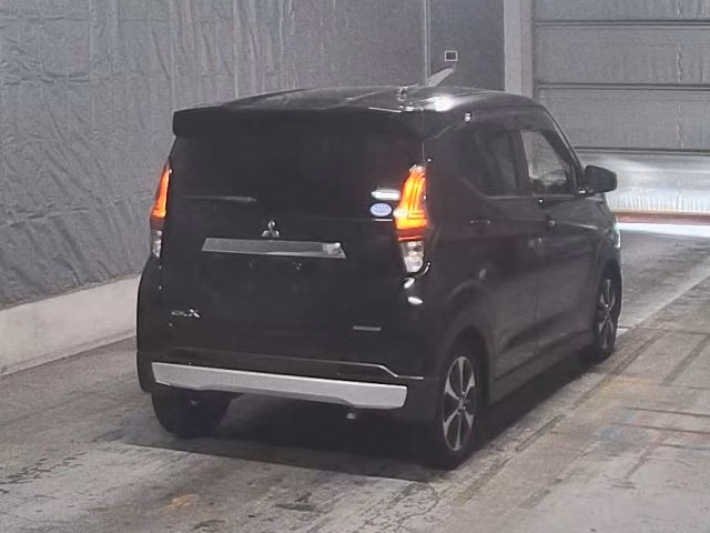 MITSUBISHI EK X