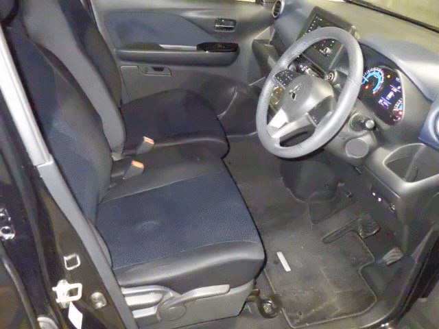 MITSUBISHI EK X
