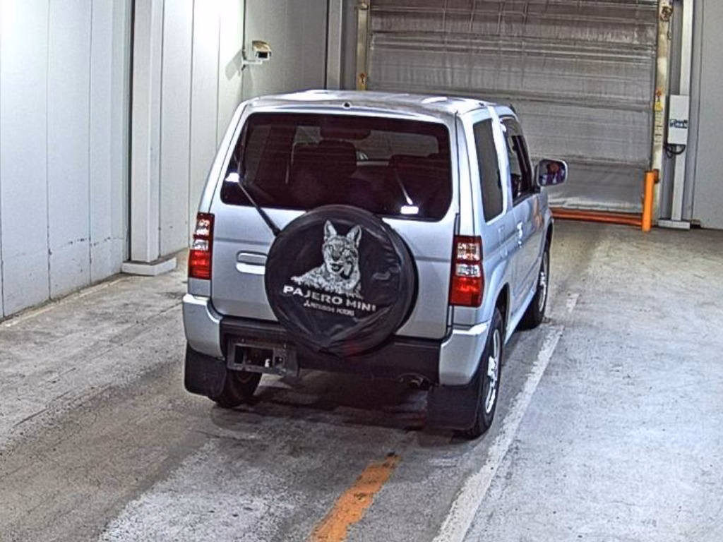 MITSUBISHI PAJERO MINI