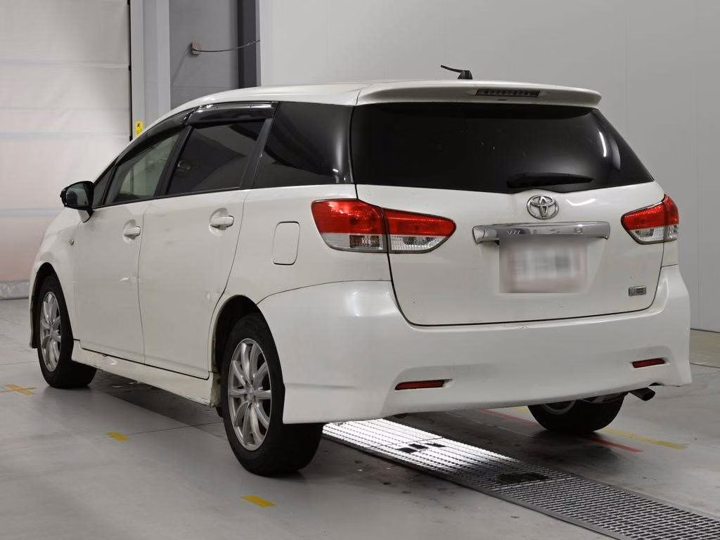 TOYOTA WISH