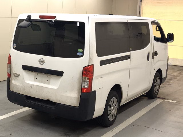 NISSAN NV350 CARAVAN