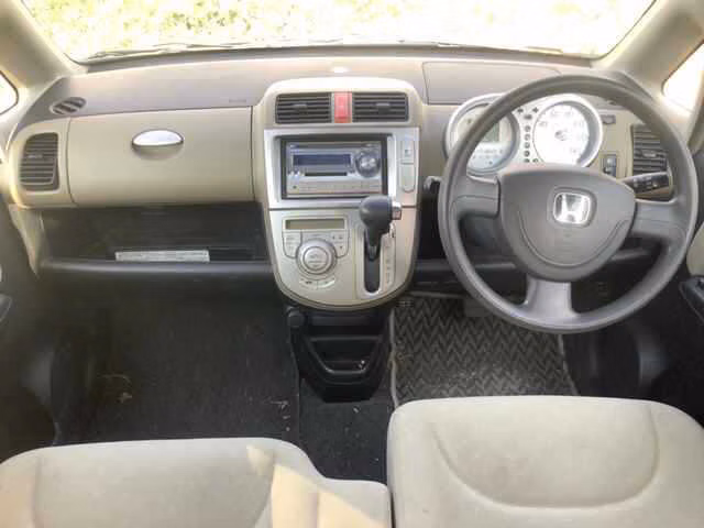 HONDA LIFE