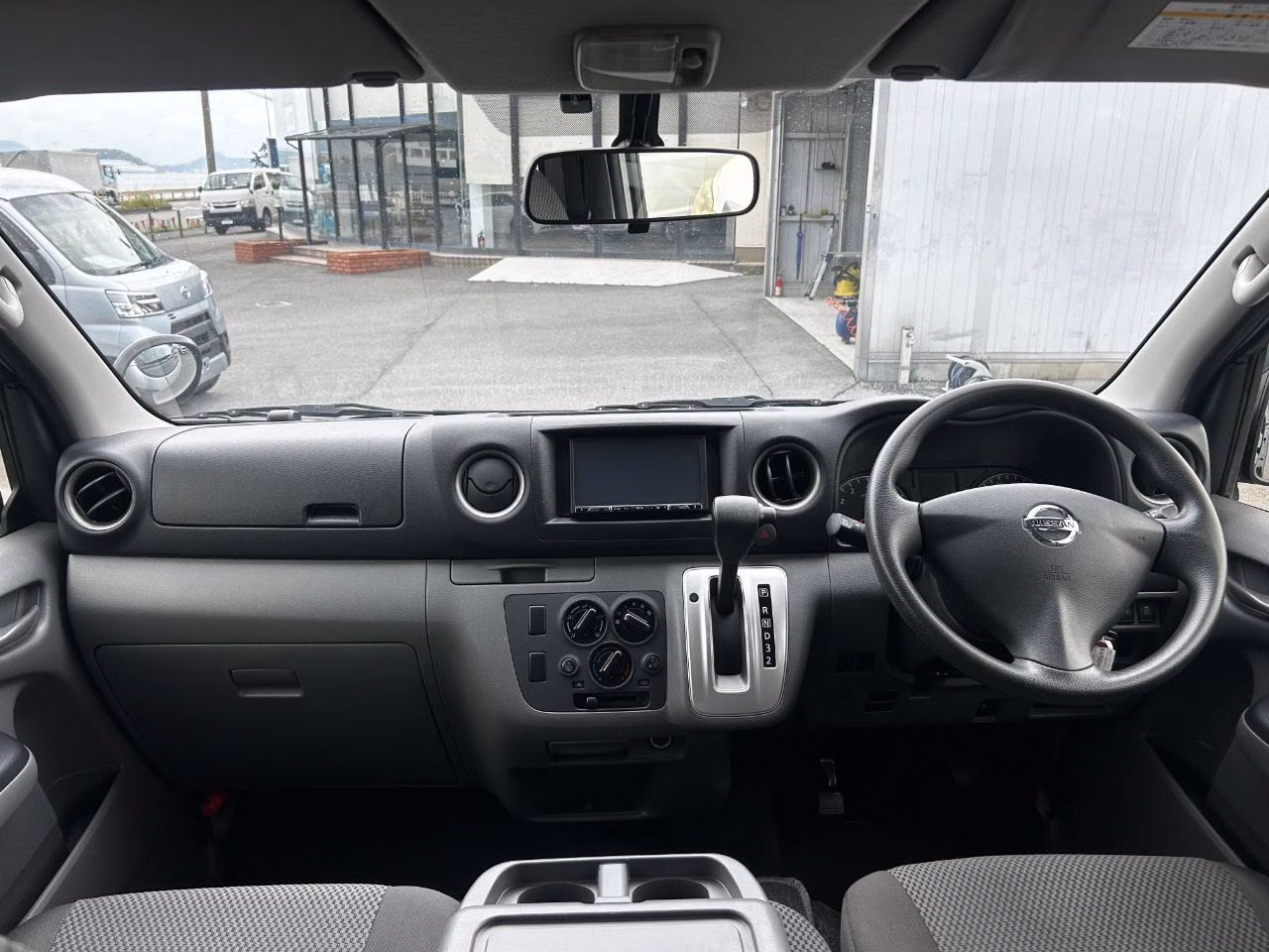 NISSAN NV350 CARAVAN