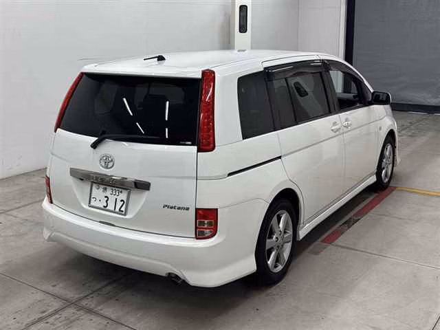 TOYOTA ISIS