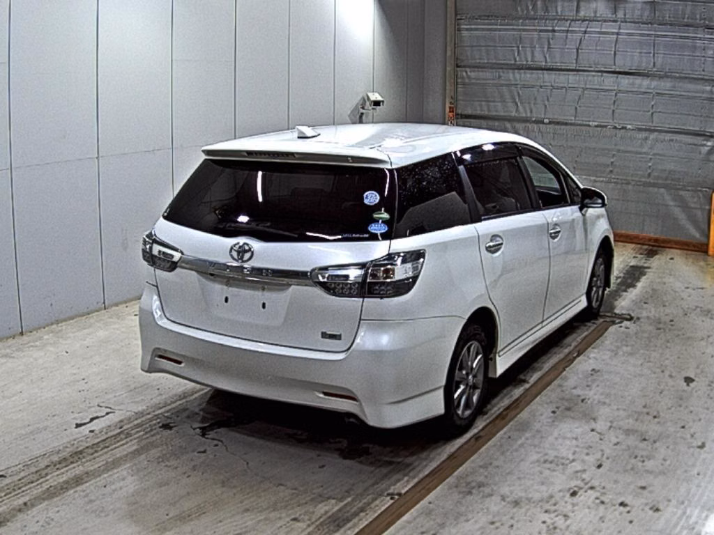 TOYOTA WISH