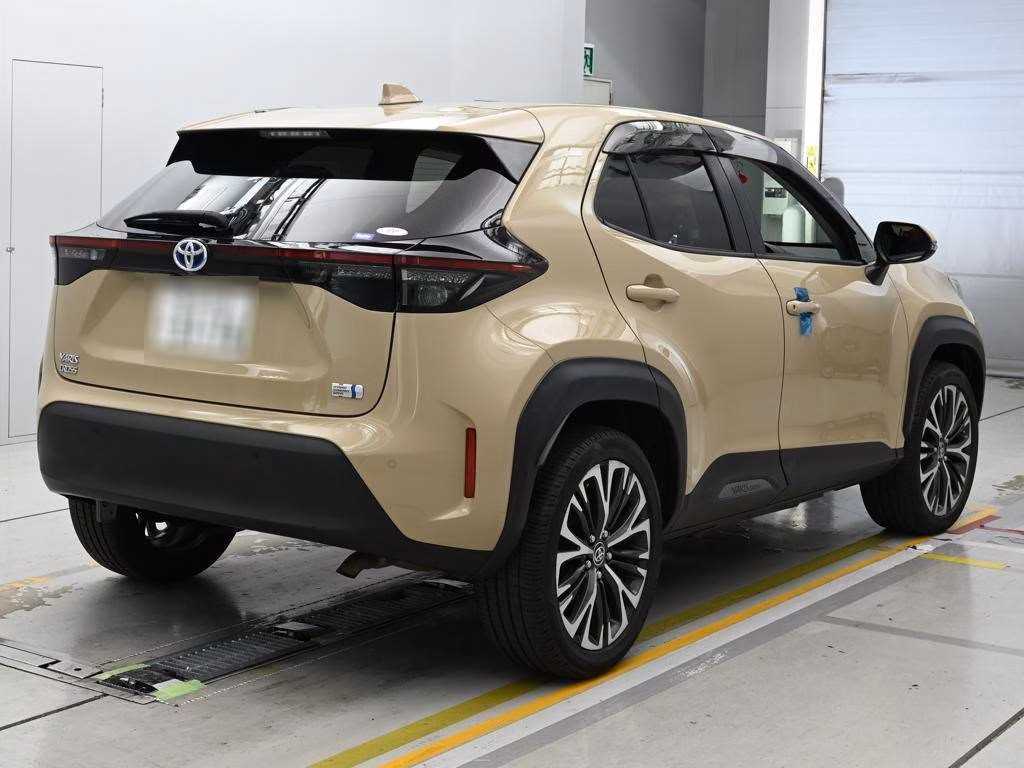 TOYOTA YARIS CROSS
