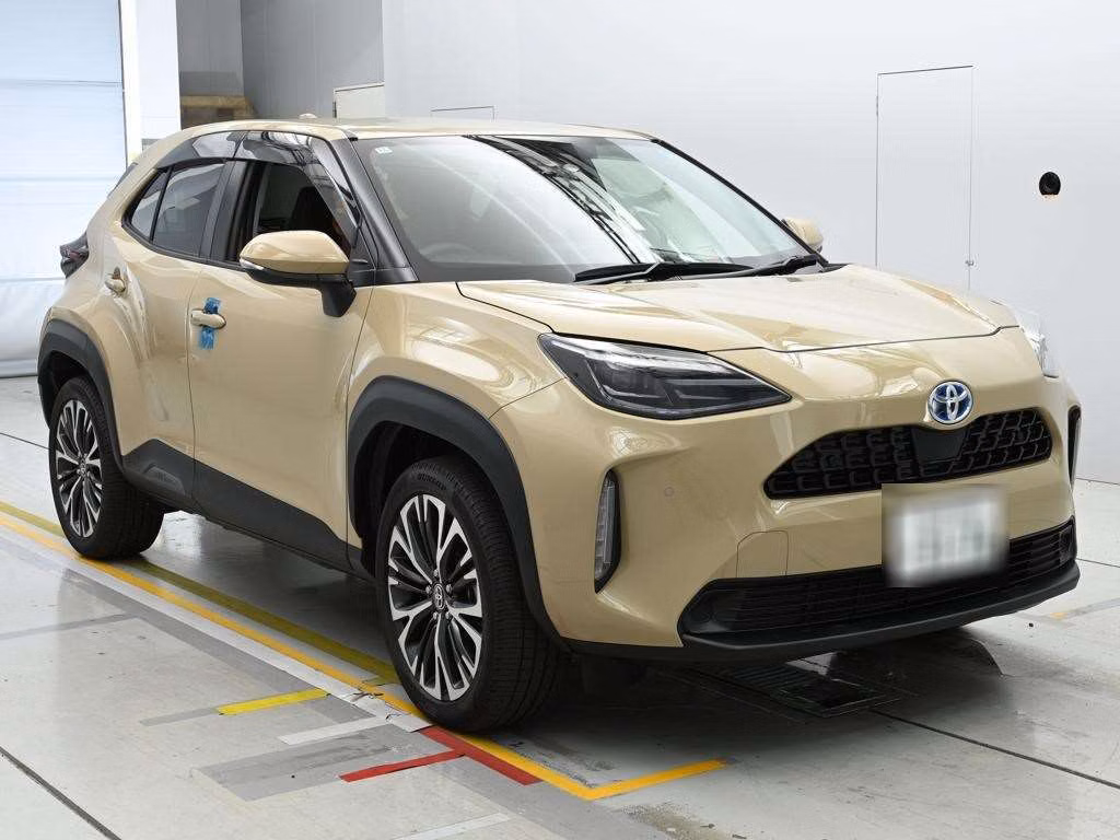 TOYOTA YARIS CROSS