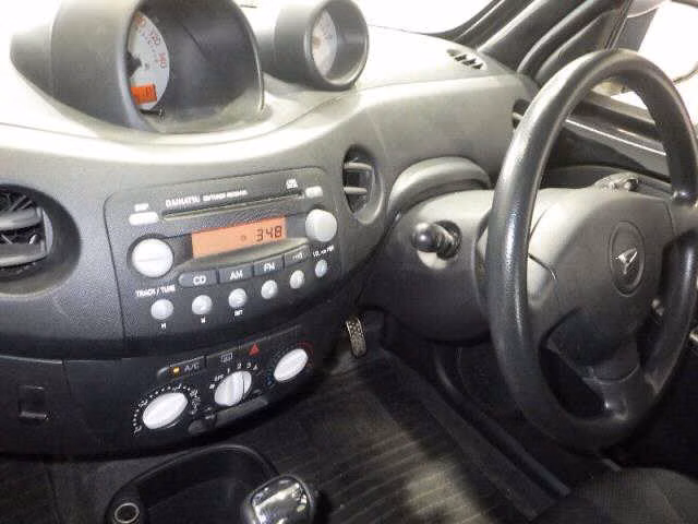 DAIHATSU ESSE