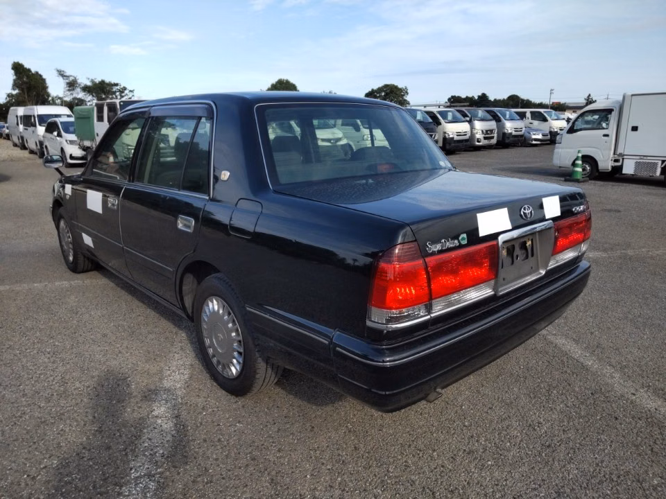 TOYOTA CROWN