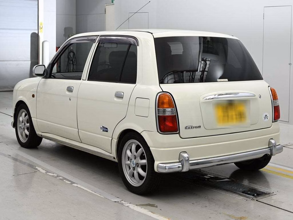 DAIHATSU MIRA GINO