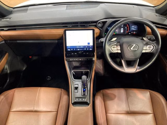 LEXUS LBX