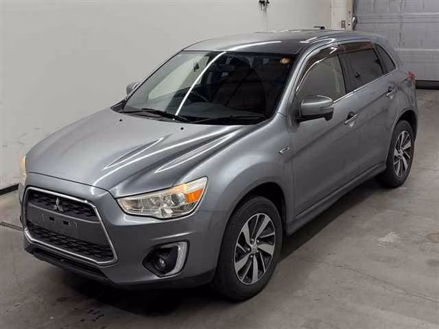 MITSUBISHI RVR
