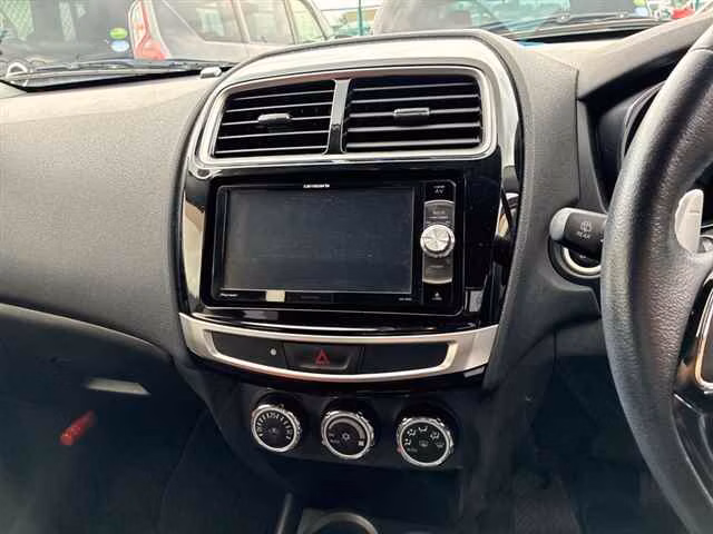 MITSUBISHI RVR