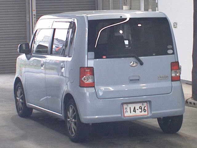 DAIHATSU MOVE CONTE