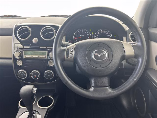 MAZDA VERISA