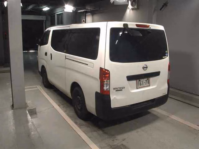 NISSAN NV350 CARAVAN