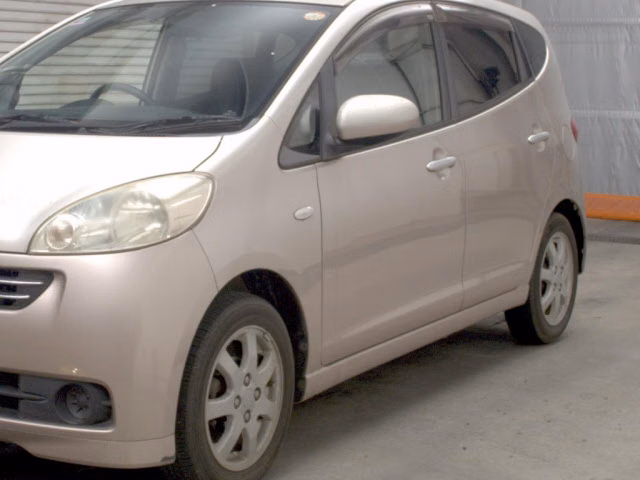 DAIHATSU SONICA