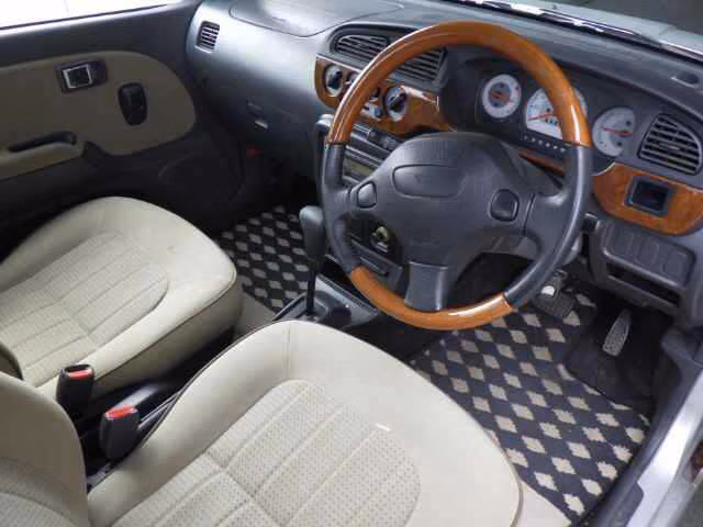 DAIHATSU MIRA GINO