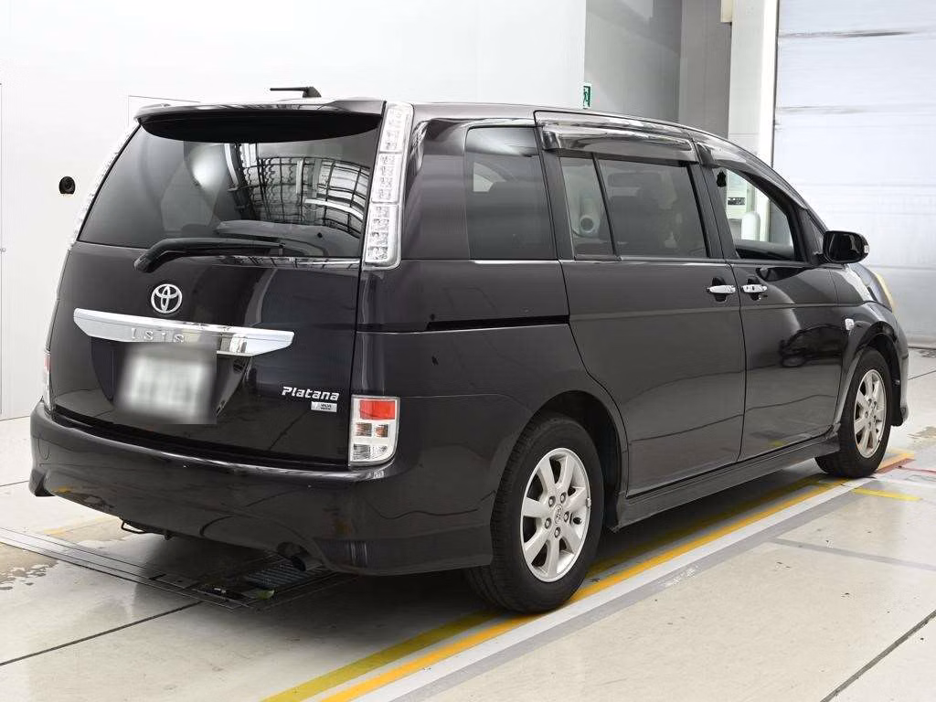 TOYOTA ISIS