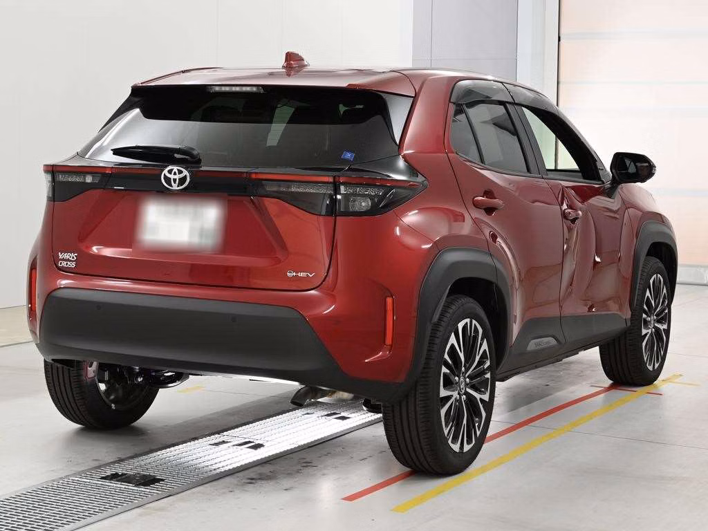 TOYOTA YARIS CROSS