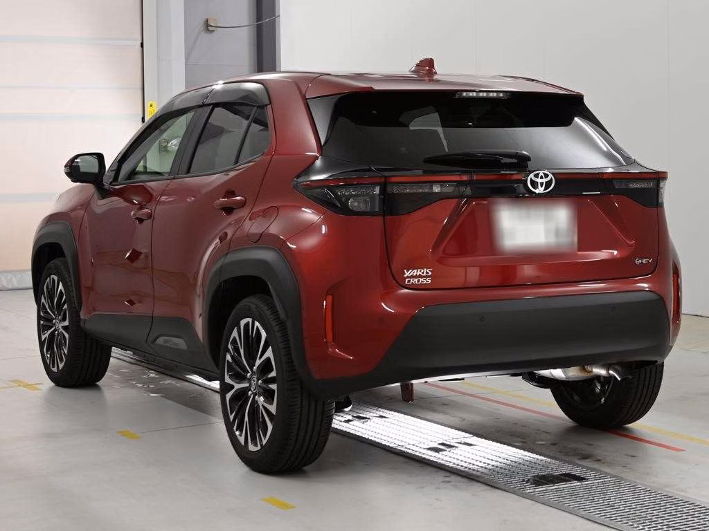 TOYOTA YARIS CROSS
