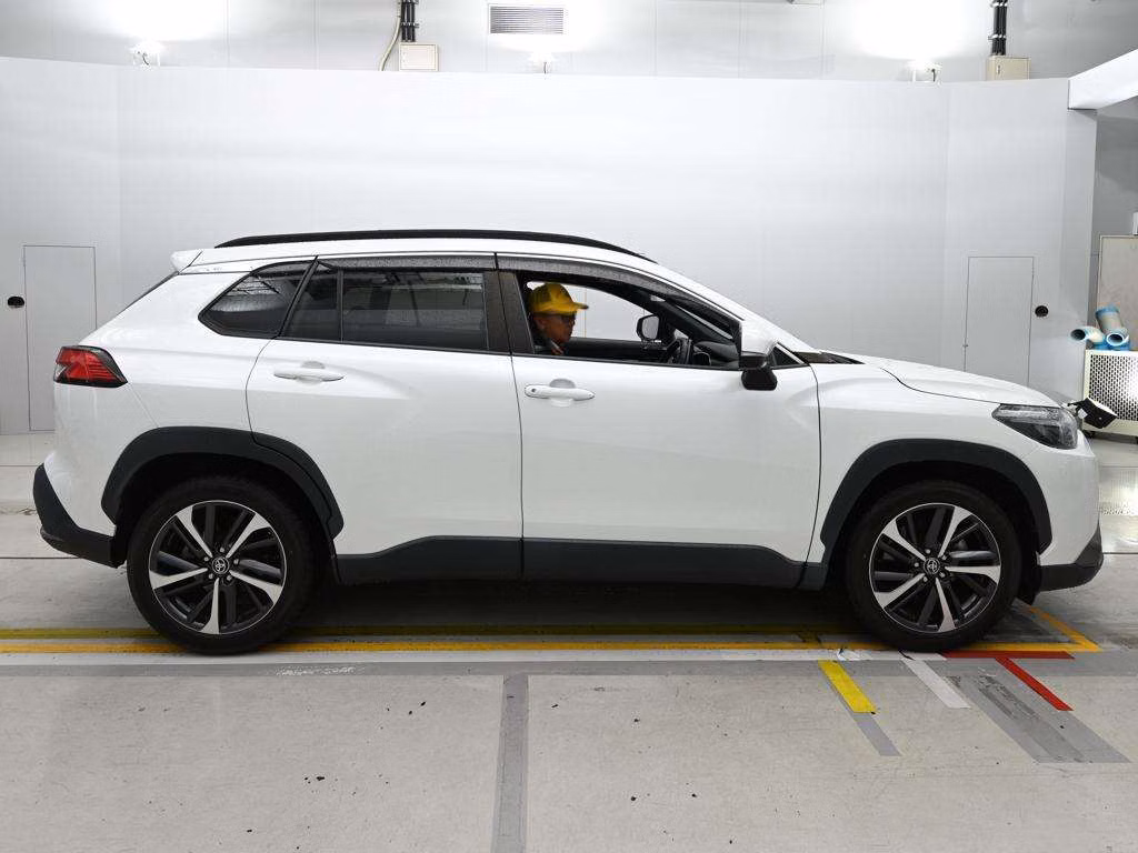 TOYOTA COROLLA CROSS