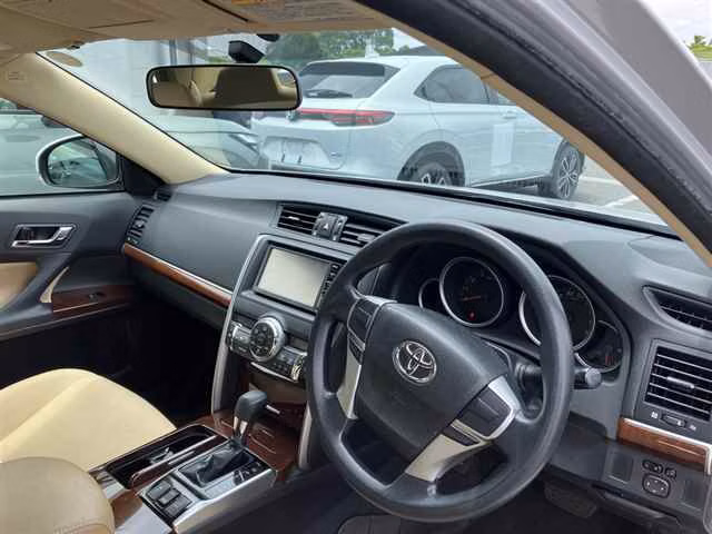 TOYOTA MARK X