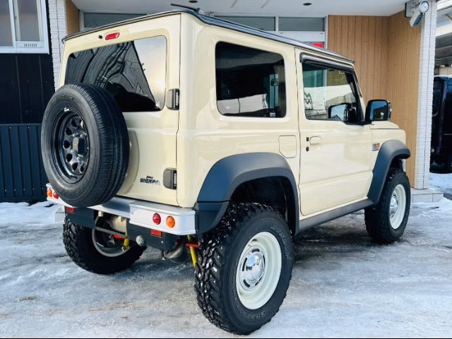SUZUKI JIMNY SIERRA