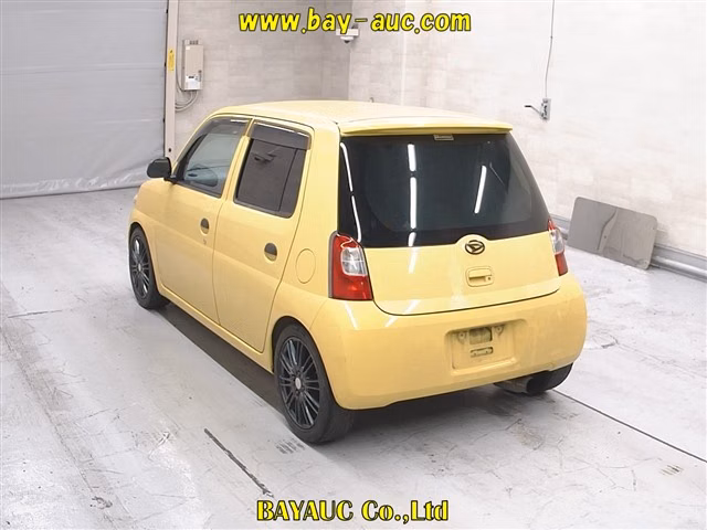 DAIHATSU ESSE