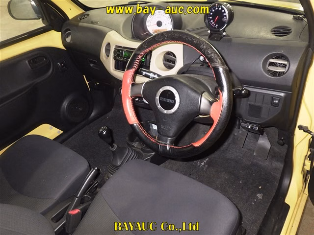 DAIHATSU ESSE