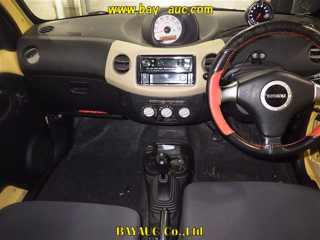 DAIHATSU ESSE