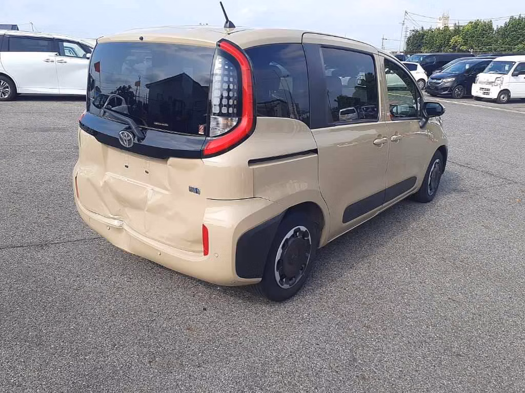 TOYOTA SIENTA