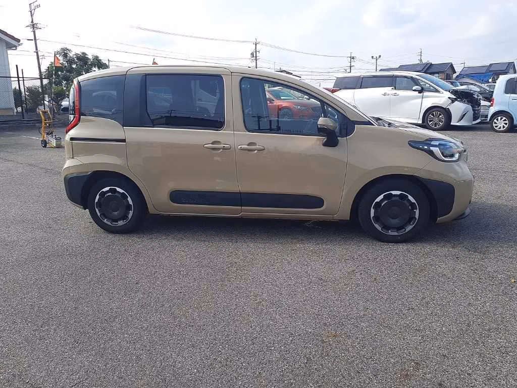 TOYOTA SIENTA