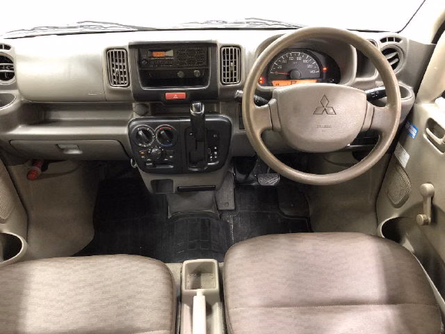 MITSUBISHI MINICAB