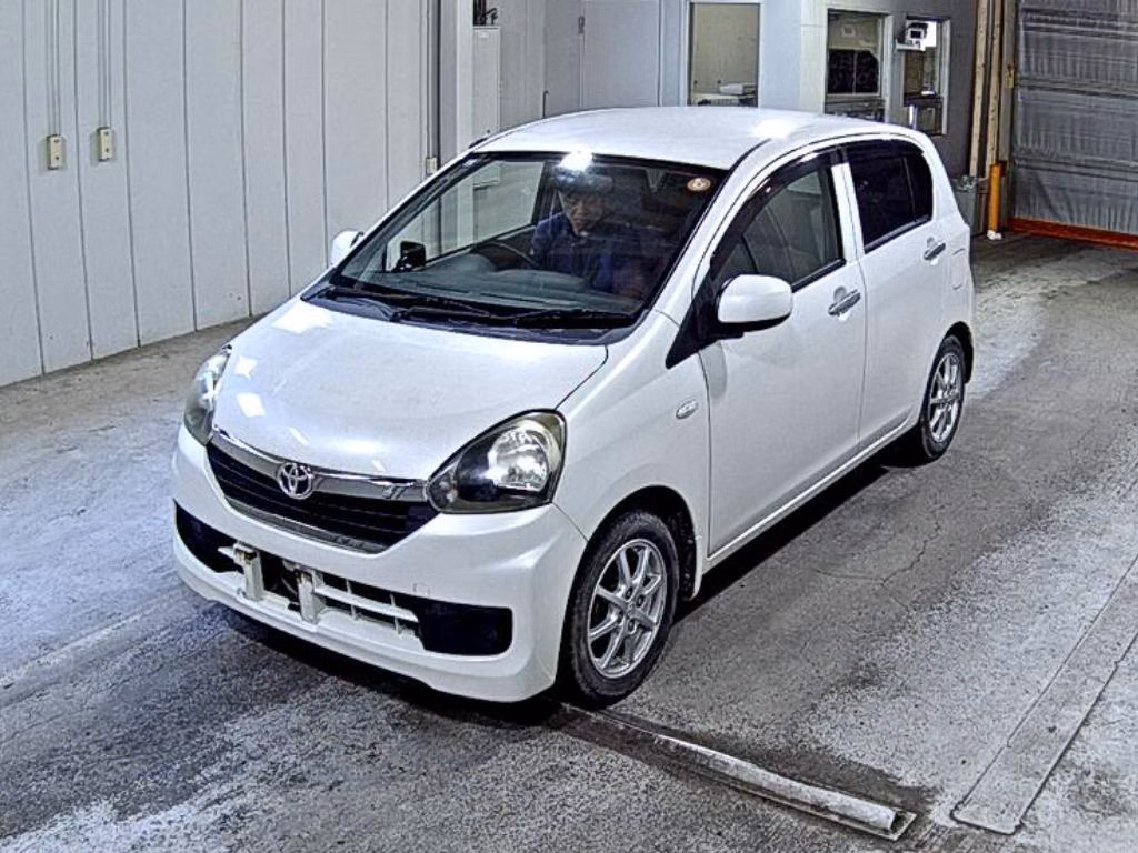 TOYOTA PIXIS EPOCH