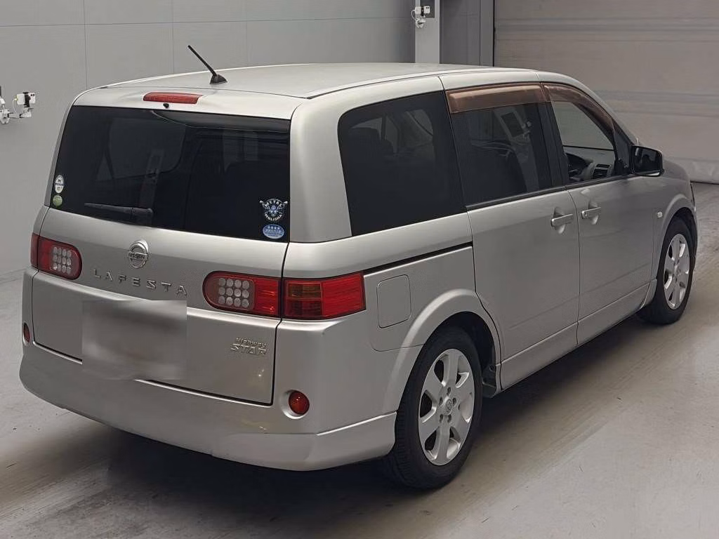 NISSAN LAFESTA