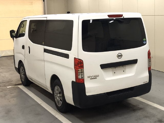 NISSAN NV350 CARAVAN