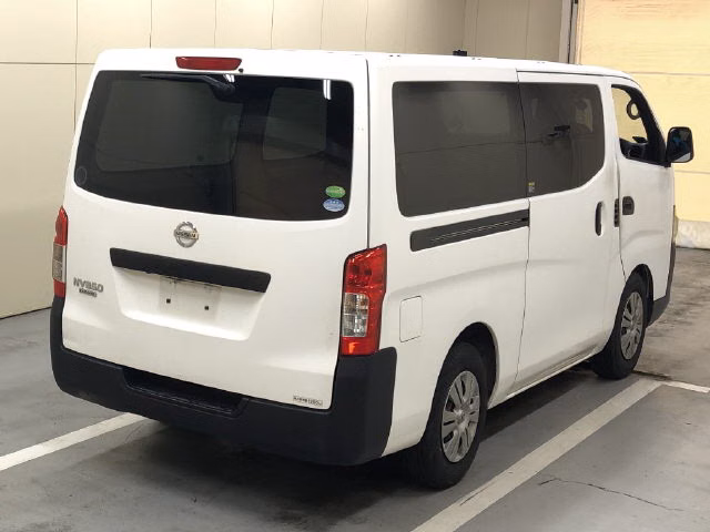 NISSAN NV350 CARAVAN