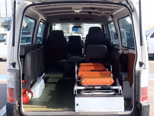 NISSAN CARAVAN