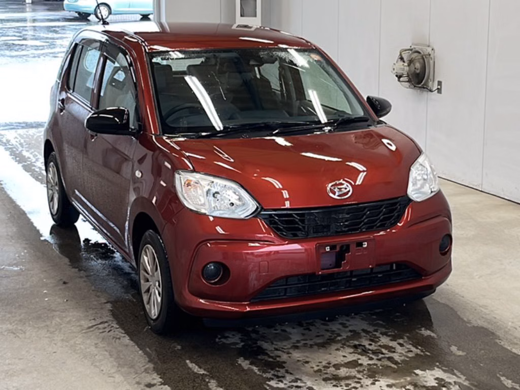 DAIHATSU BOON