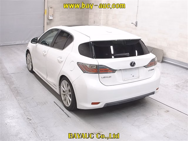LEXUS CT200H