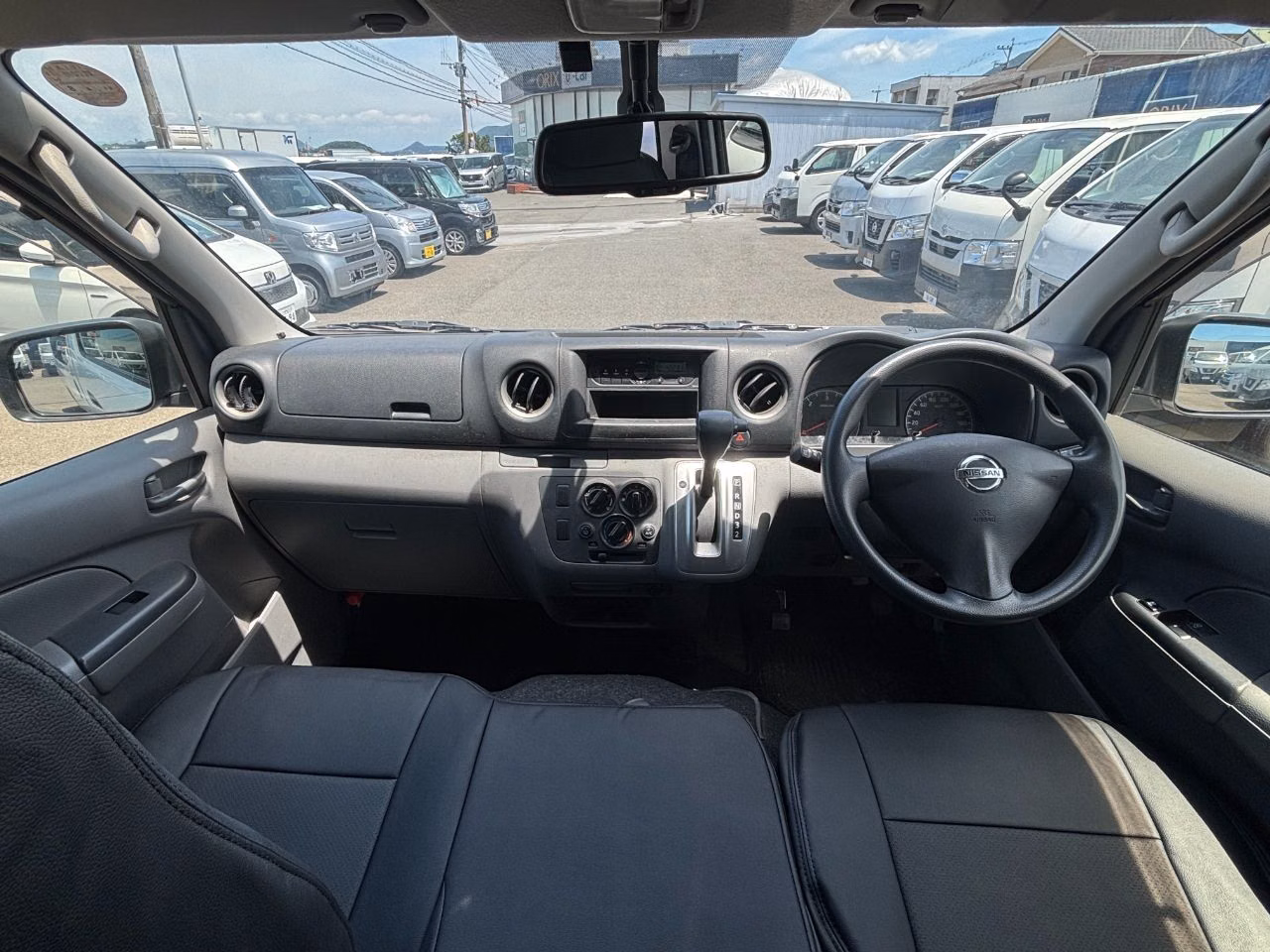 NISSAN NV350 CARAVAN