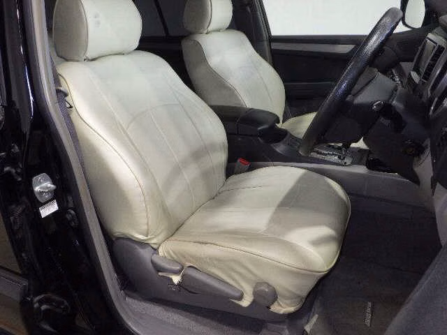 TOYOTA HILUX SURF