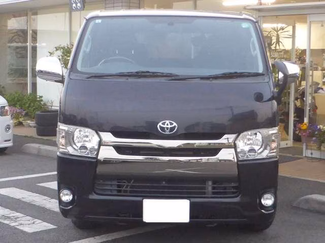 TOYOTA REGIUS ACE