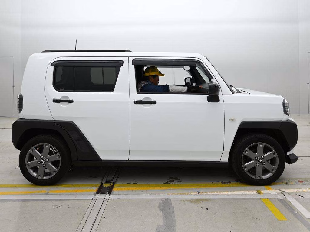 DAIHATSU TAFT