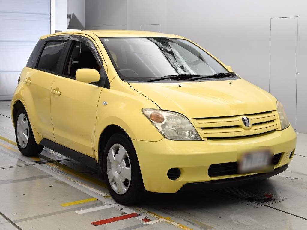 TOYOTA IST