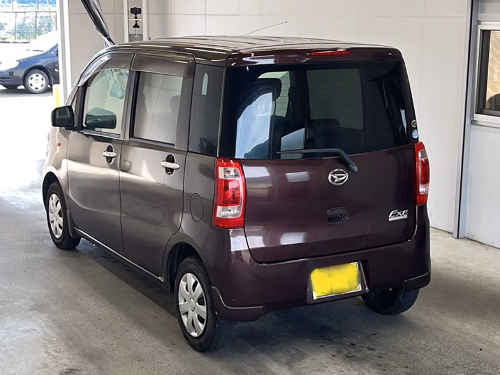 DAIHATSU TANTO EXE